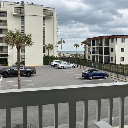 Ocean Vistas Villa Jacksonville Beach Exterior photo